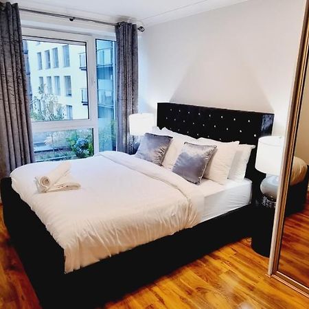 لندن Double King Suite, Canary Wharf Waterfront المظهر الخارجي الصورة