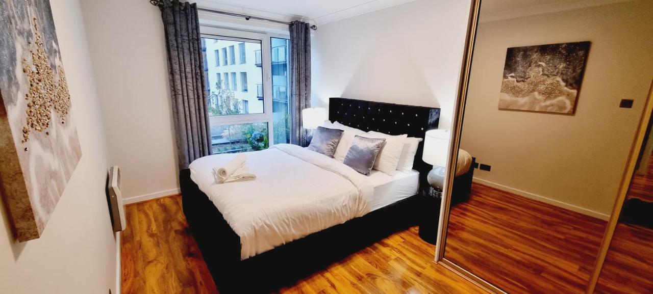 لندن Double King Suite, Canary Wharf Waterfront المظهر الخارجي الصورة