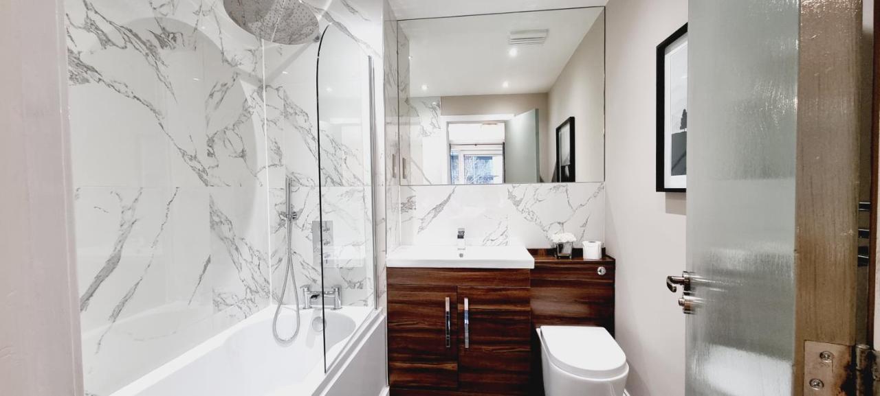 لندن Double King Suite, Canary Wharf Waterfront المظهر الخارجي الصورة